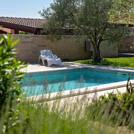 Ferienhaus Lory Vabriga Tar-Vabriga