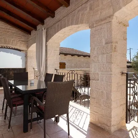 Lory Vabriga Ferienhaus